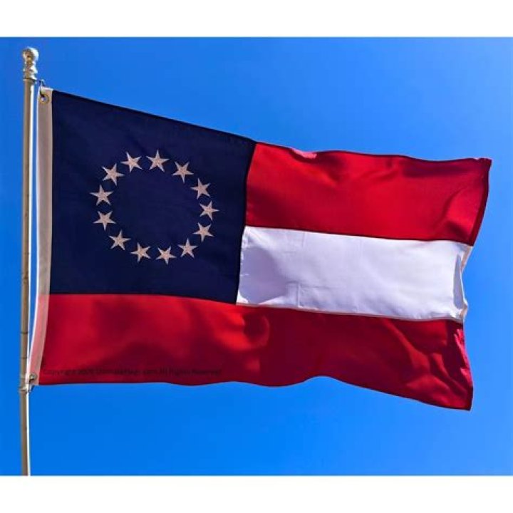 Are there 13 stars on the Confederate flag?