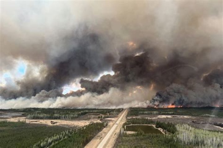 Are there any wildfires burning in Wyoming?