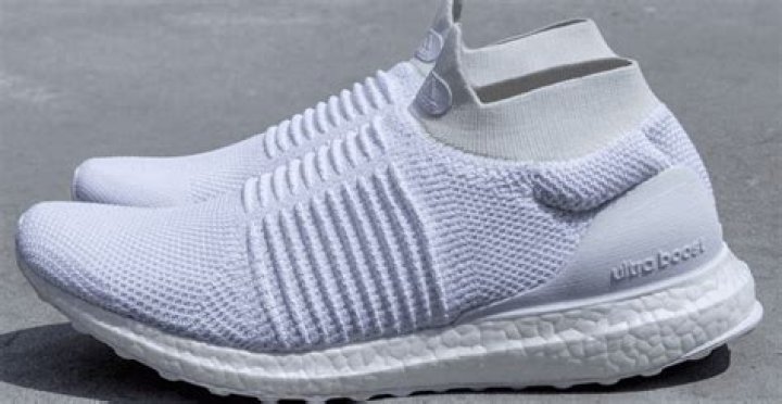 Are there running shoes without laces?
