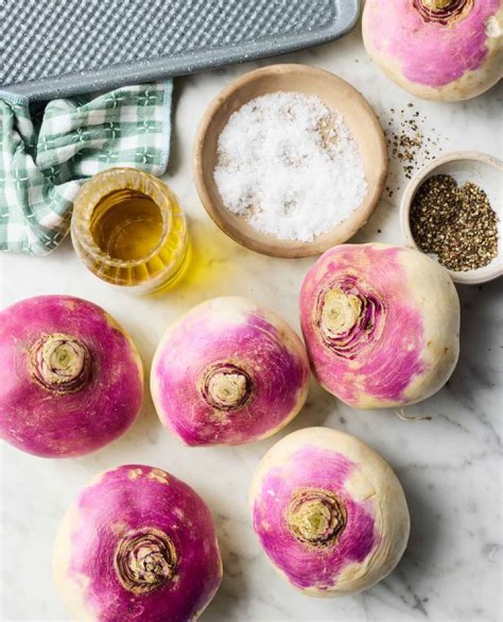 Are turnips better raw or cooked?