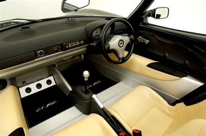 Can a Lotus Elise be a daily driver?