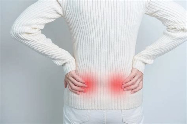 Can a UTI cause cramps and back pain?