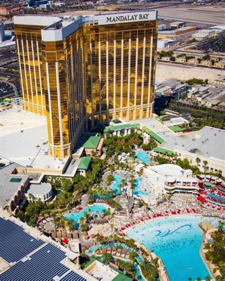 Can you get a day pass to Mandalay Bay pool?