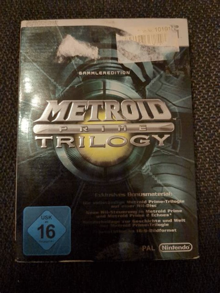 Can you play Metroid Prime trilogy with a classic controller?