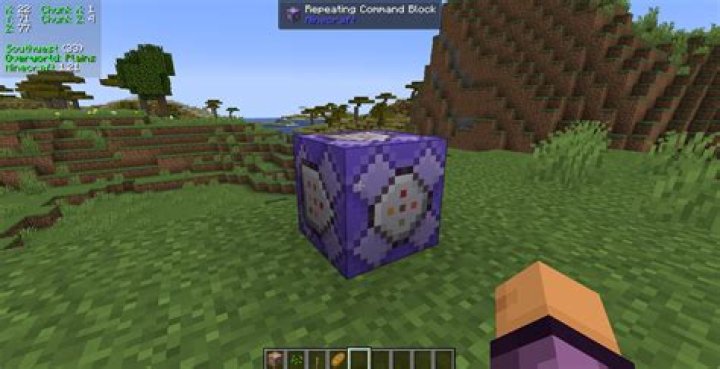 Can you put 2 commands in a command block Minecraft?