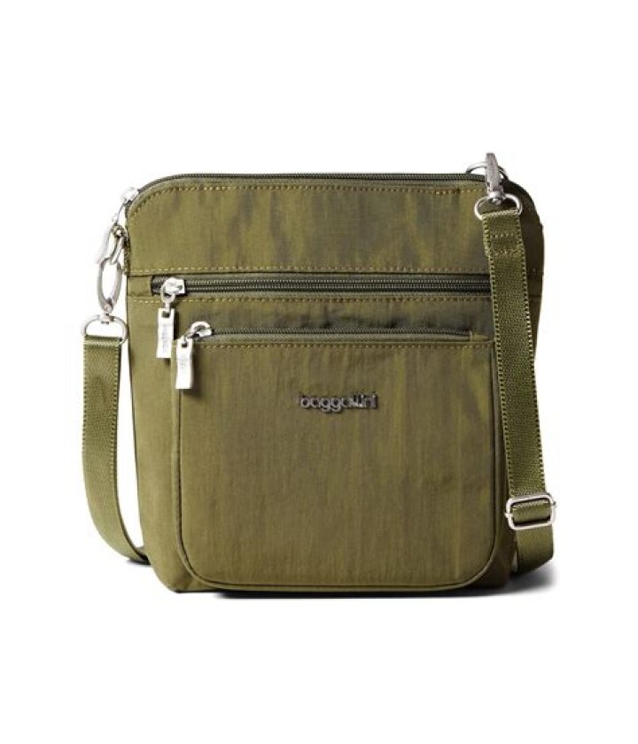 Can you put a baggallini purse in the washing machine?