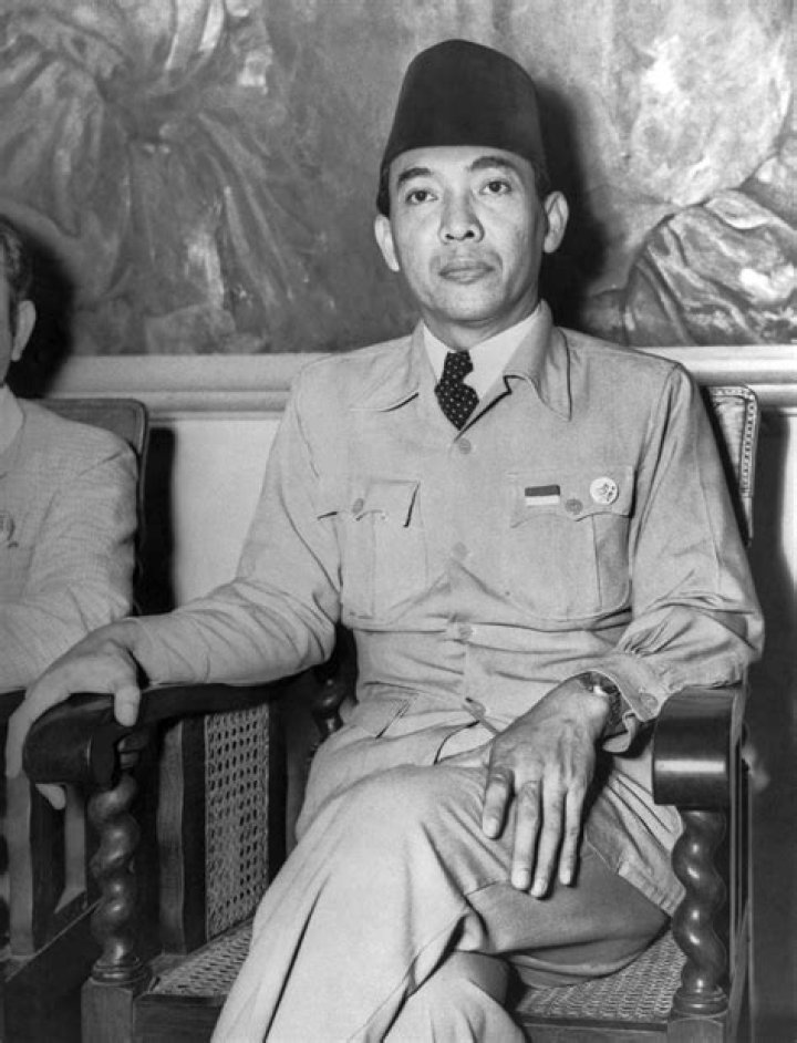Did Sukarno support Communism?