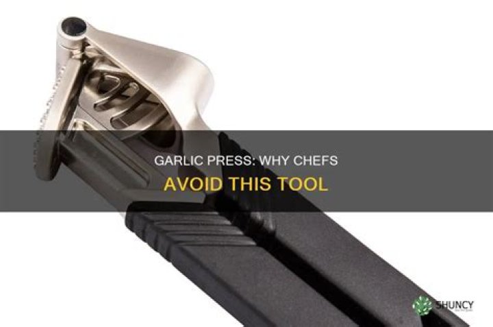 Do professional chefs use garlic press?