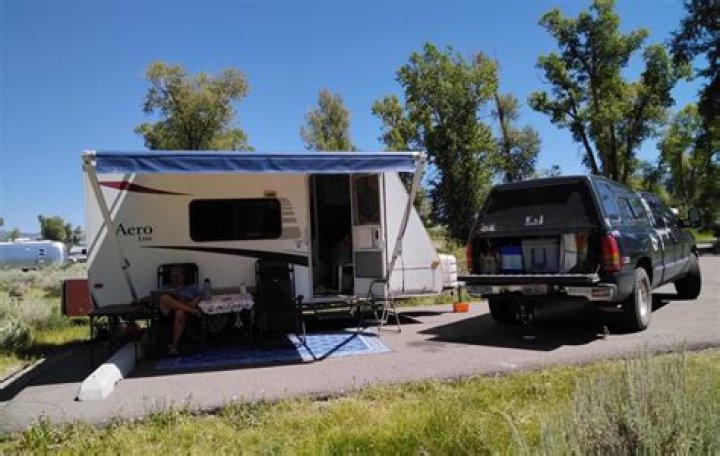 Does Gros Ventre campground have electricity?