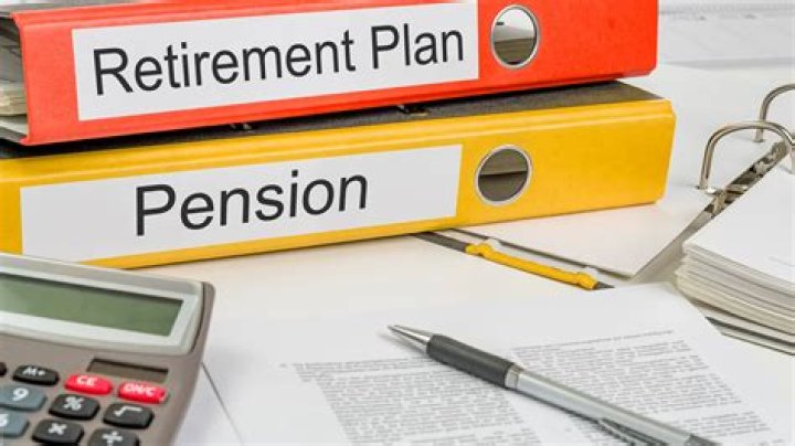Does GSK offer a pension plan?