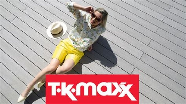 Does TK Maxx do NHS discount?