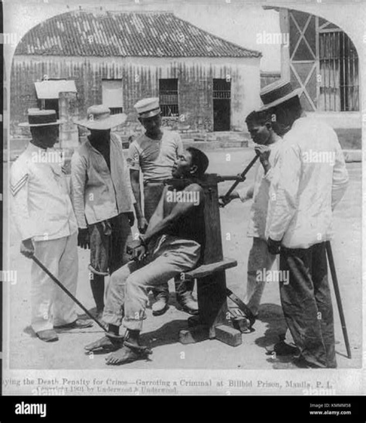 How did garrote execution work?
