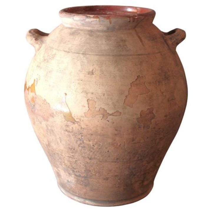 How do I identify my pottery maker?