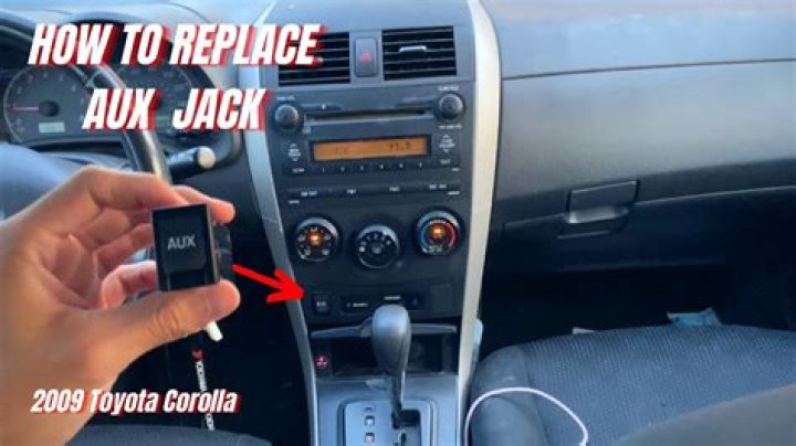 How do I use the aux in my Mazda6?