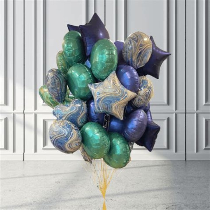 How long do foil balloons last air?