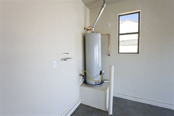 How long does a 40 gallon water heater last?