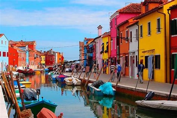 How long does it take to get to Torcello from Venice?