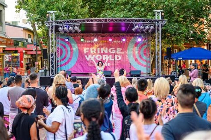 How long is Fringe festival Perth?
