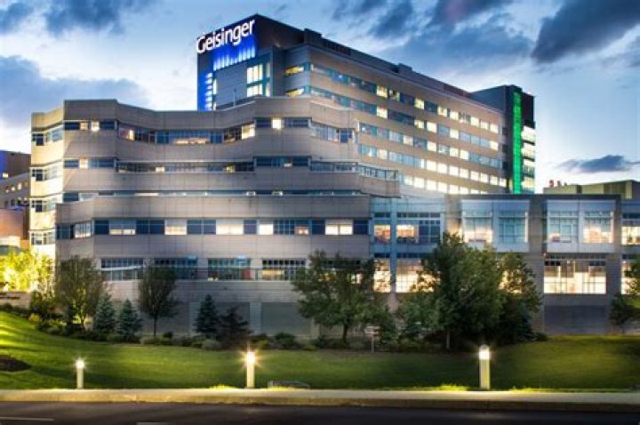 How long is Geisinger School of phlebotomy?
