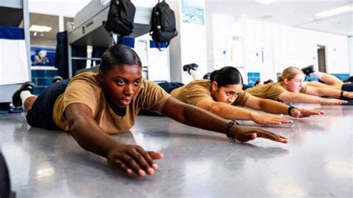 How long is navy AWF a school?