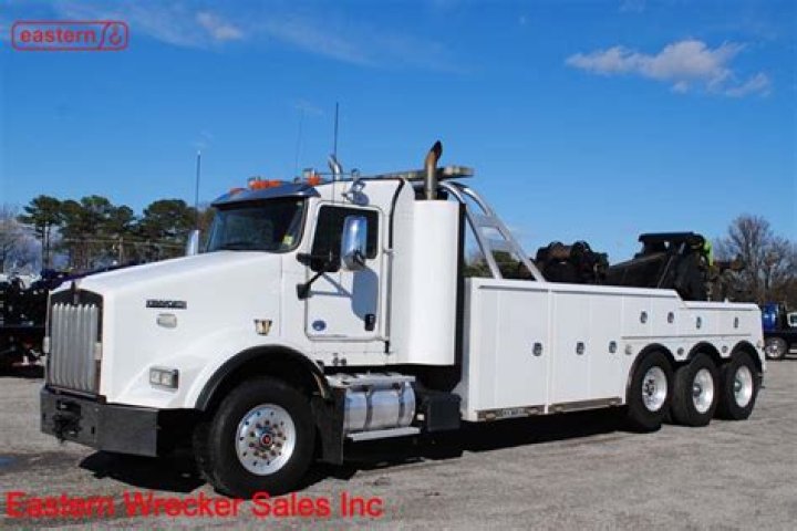 How much does a 50 ton wrecker cost?