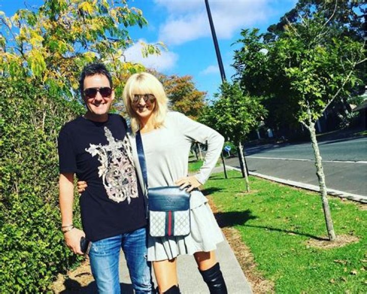 How old is Mike Hosking?