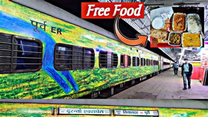 Is food free in duronto?