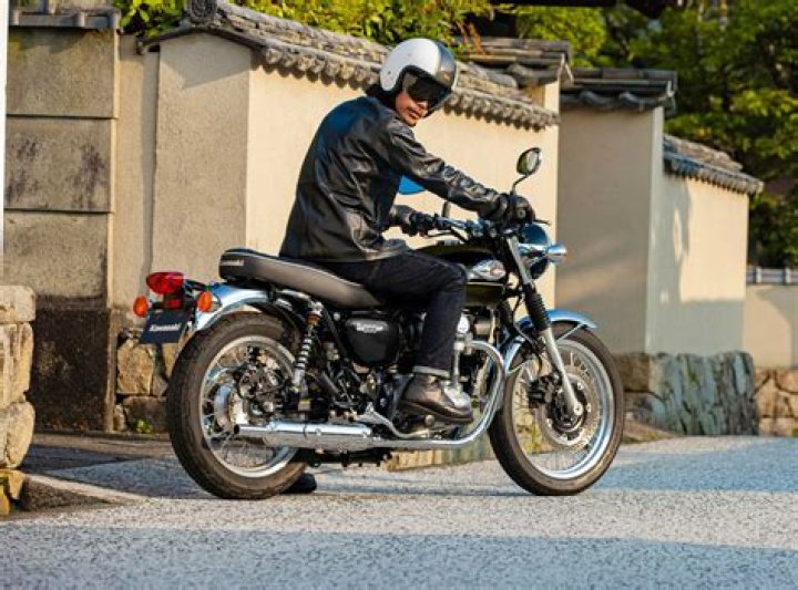 Is the Kawasaki W800 any good?