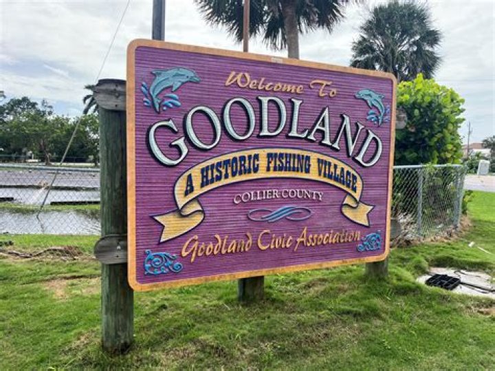 Is the little bar in Goodland open?