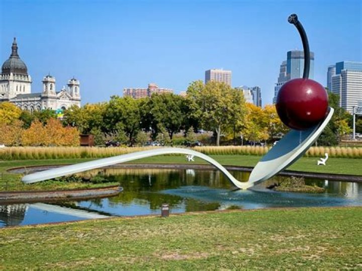 Is the sculpture garden free?