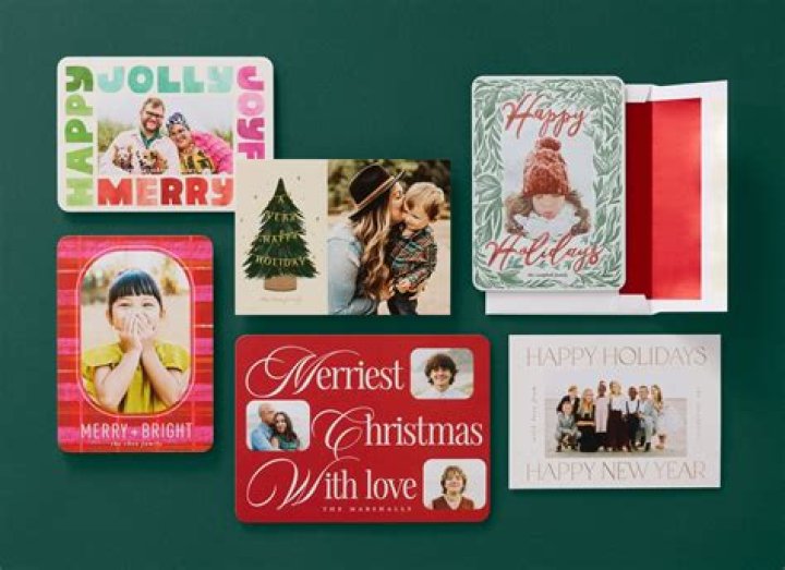 Is there an app to make Christmas cards?