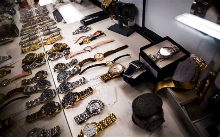 Is there an online pawn shop?