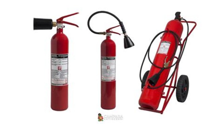 Qual e il peso specifico degli estintori a anidride carbonica?