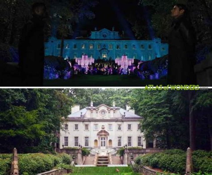 Were Mockingjay 1 and 2 filmed at the same time?