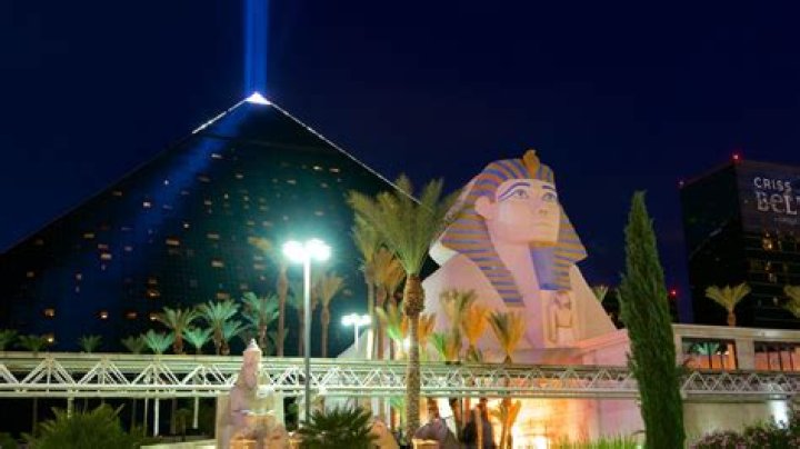 What are the hidden fees at hotels?