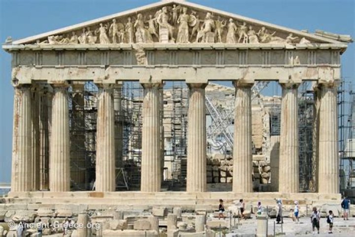 What are the hours of the Parthenon in Athens?