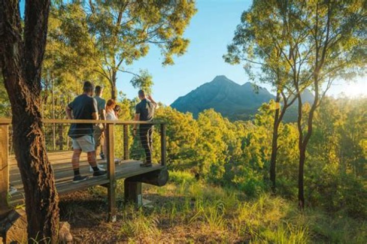 What areas are in the Scenic Rim Qld?