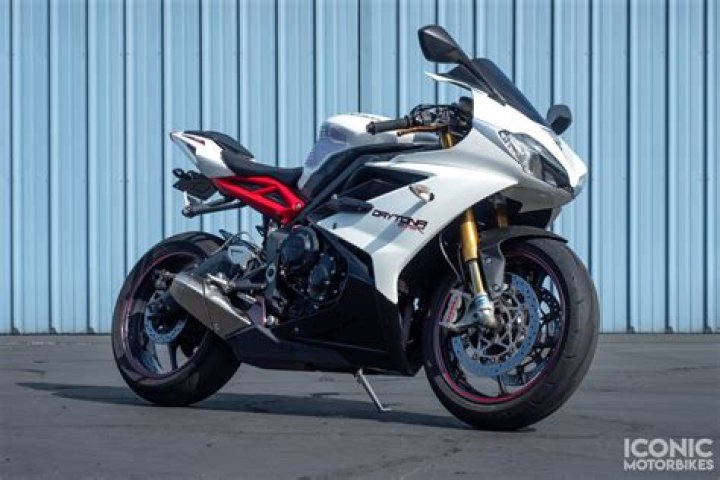 What CC is a Triumph Daytona?