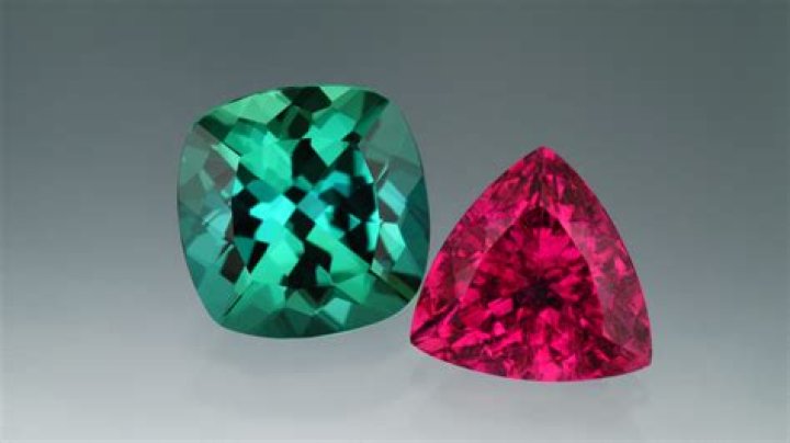 What color tourmaline is October birthstone?