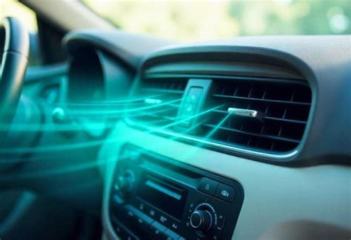 What do the buttons on car AC mean?