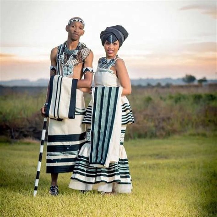 What do Xhosa cultures wear?
