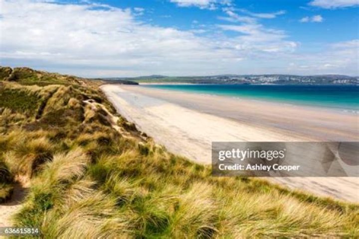 What does Towans mean in Cornish?