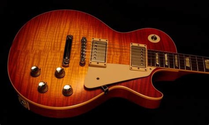 What does Vos mean on Gibson Guitars?