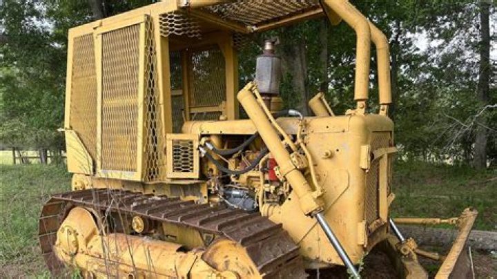 What engine is in a cat D4D?