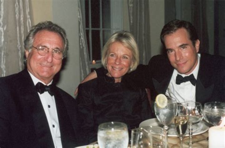 What happened to Mark madoffs wife?