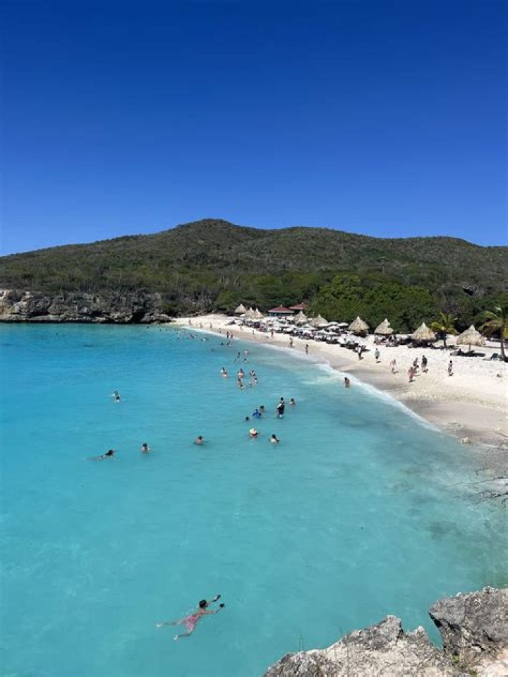 What is the best time of year to visit Curacao?