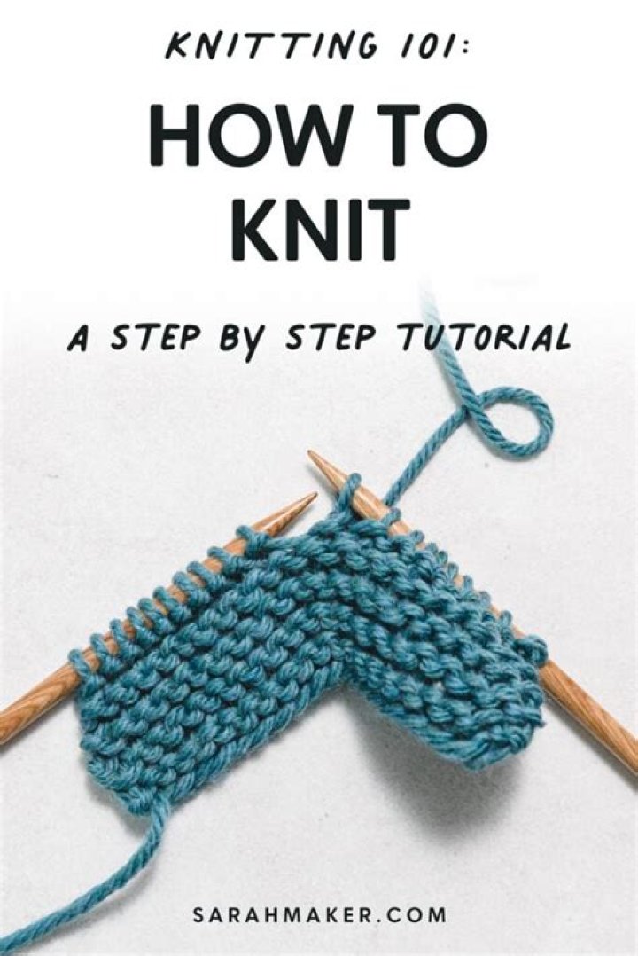 What is the easiest thing to knit for beginners?