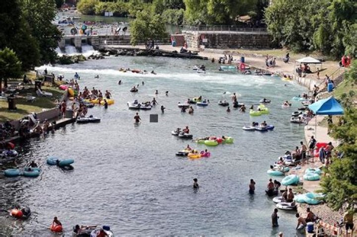 What is the longest river to float in New Braunfels?