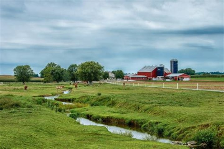 What is there to do in downtown Lancaster?