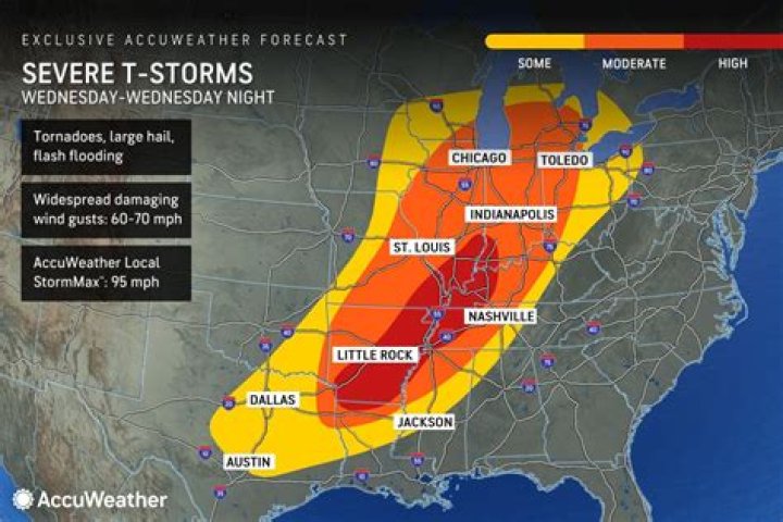 What towns were affected by the tornado in Tennessee?